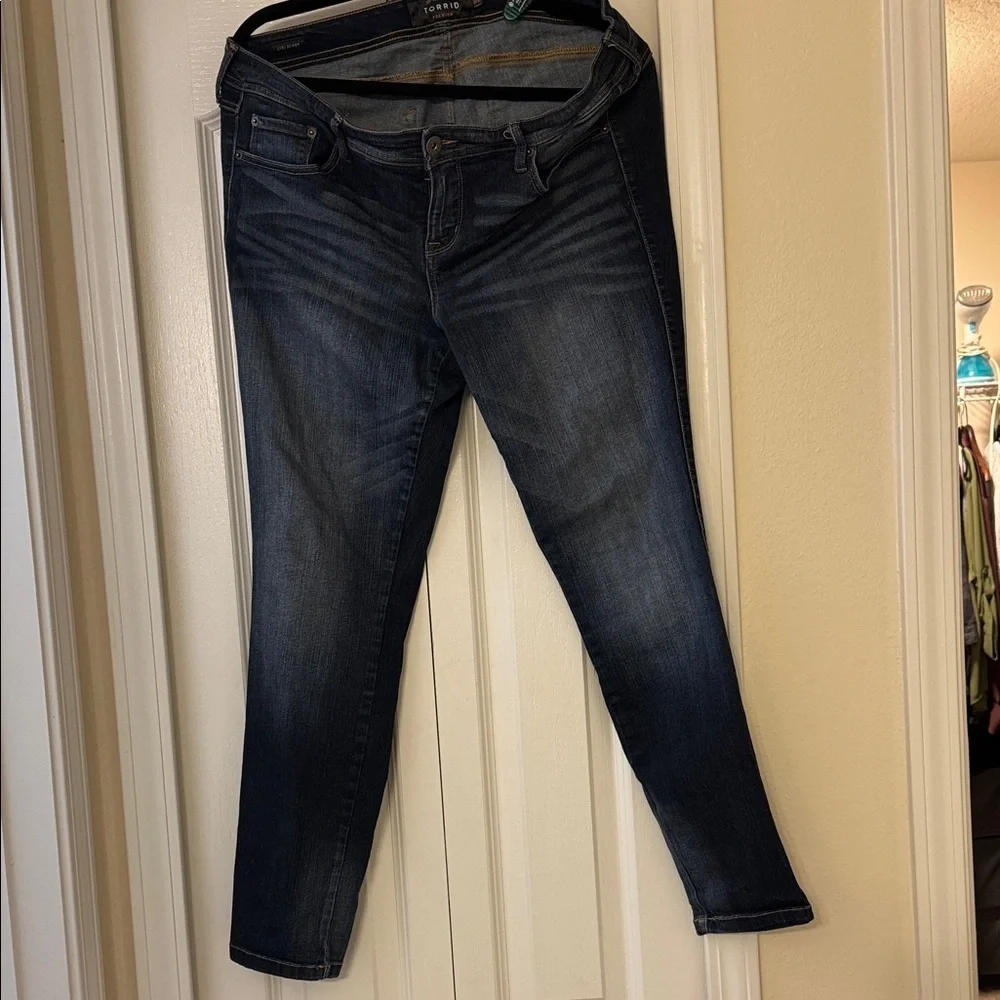 Torrid Luxe  Dark Wash Women’s Skinny Jeans